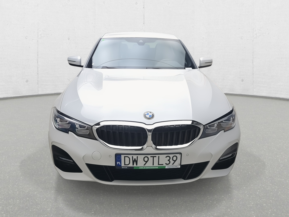 BMW 320D XDRIVE SEDAN - Limuzina: slika 4 BMW 320D XDRIVE SEDAN - Limuzina: slika 4
