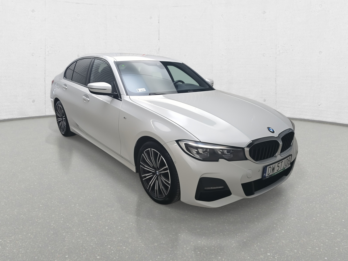 BMW 320D XDRIVE SEDAN - Limuzina: slika 2 BMW 320D XDRIVE SEDAN - Limuzina: slika 2