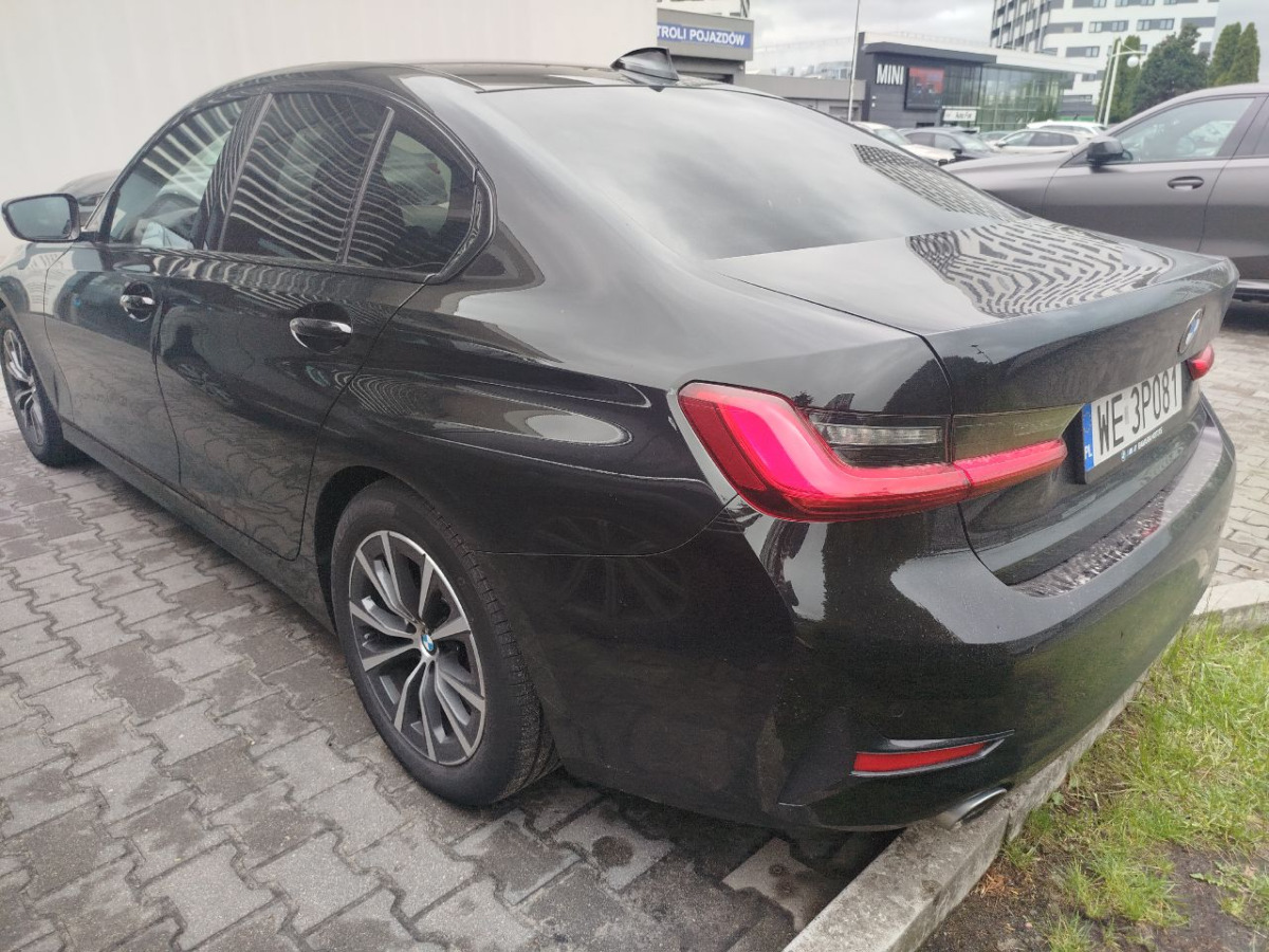 BMW 320I SPORT-LINE SEDAN - Limuzina: slika 4 BMW 320I SPORT-LINE SEDAN - Limuzina: slika 4