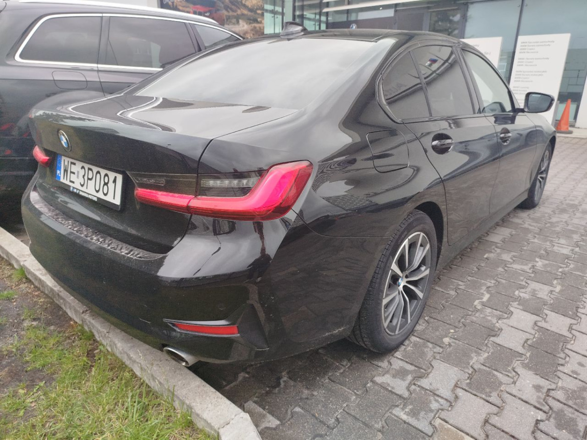 BMW 320I SPORT-LINE SEDAN - Limuzina: slika 3 BMW 320I SPORT-LINE SEDAN - Limuzina: slika 3