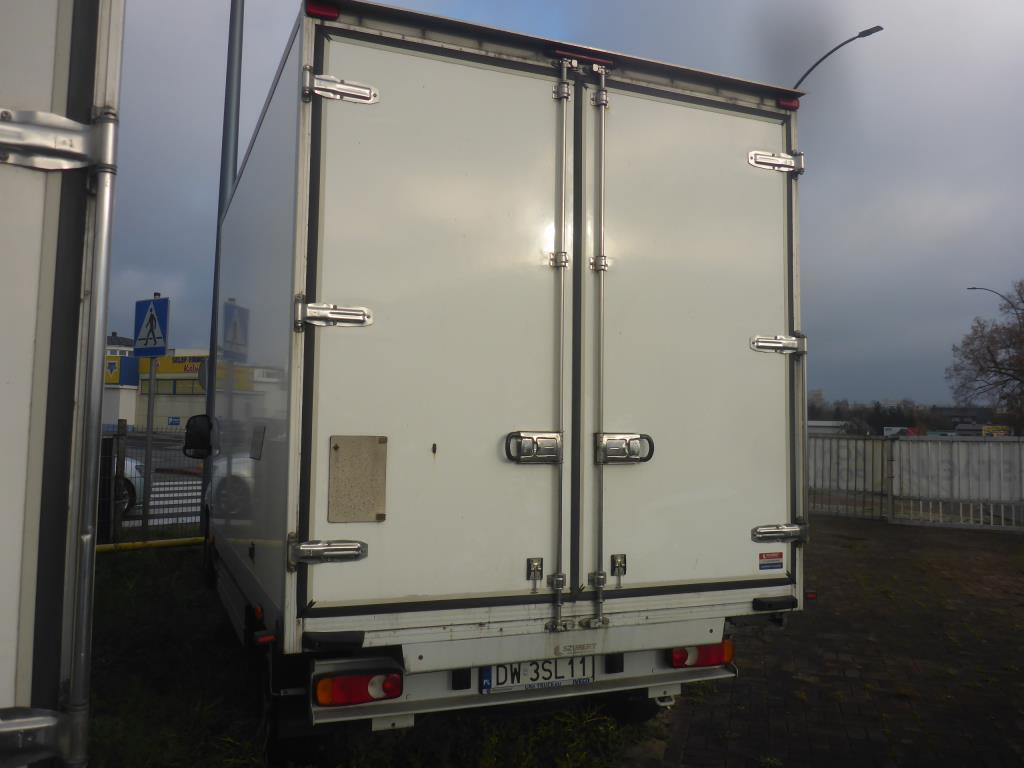 FIAT DUCATO CHŁODNIA/IZOTERMA - Hladilno vozilo: slika 4 FIAT DUCATO CHŁODNIA/IZOTERMA - Hladilno vozilo: slika 4