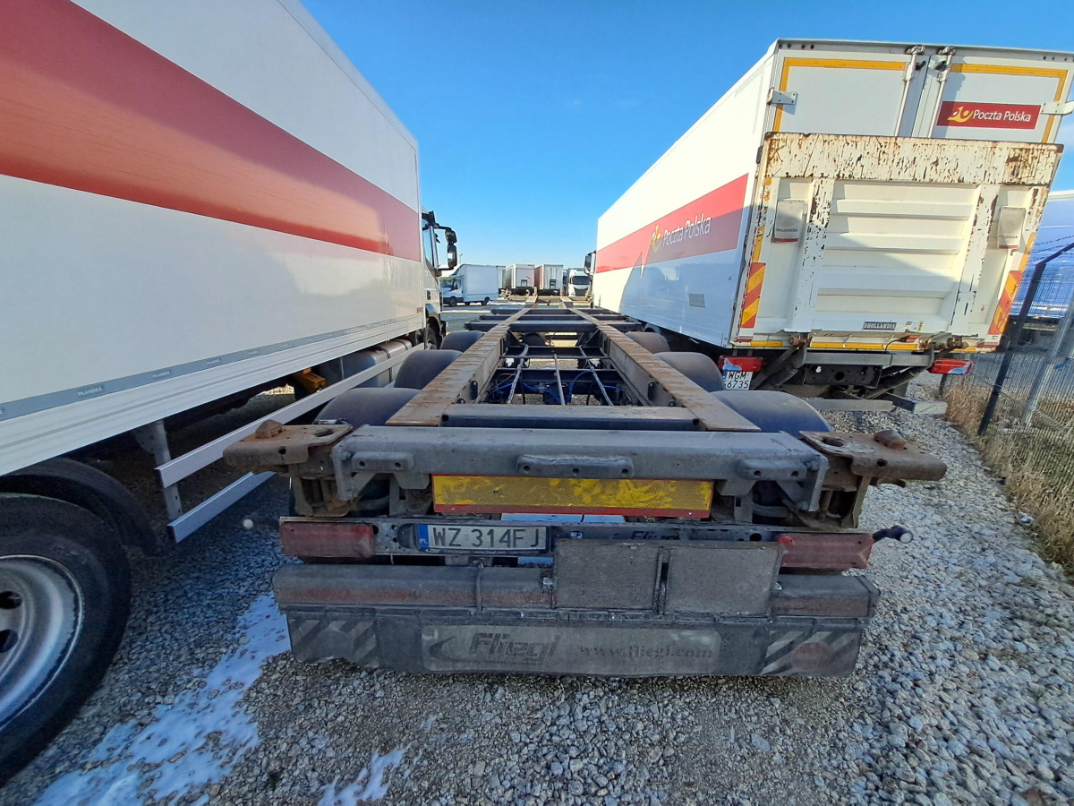 FLIEGL SDS 380 POD KONTENERY - Kontejnerska prikolica/ Prikolica z zamenljivim tovoriščem: slika 4 FLIEGL SDS 380 POD KONTENERY - Kontejnerska prikolica/ Prikolica z zamenljivim tovoriščem: slika 4