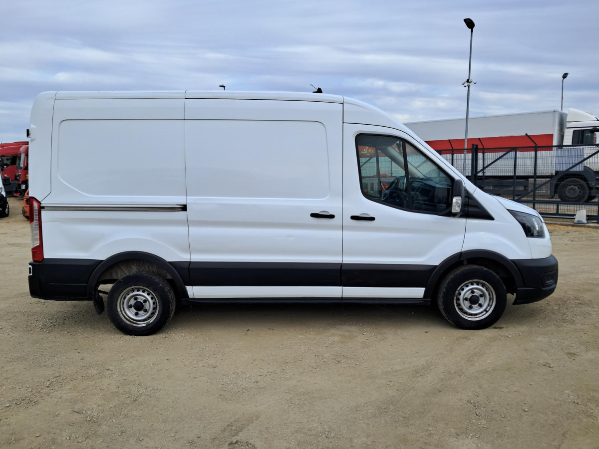 FORD FCD TRANSIT FURGON BLASZAK - Furgon: slika 4 FORD FCD TRANSIT FURGON BLASZAK - Furgon: slika 4
