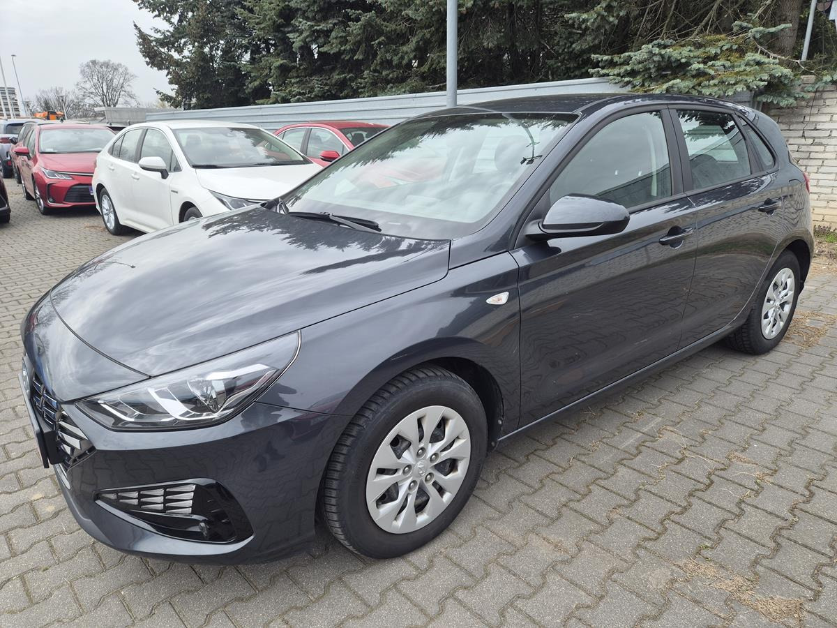 HYUNDAI I30 HATCHBACK - Kombilimuzina: slika 2 HYUNDAI I30 HATCHBACK - Kombilimuzina: slika 2