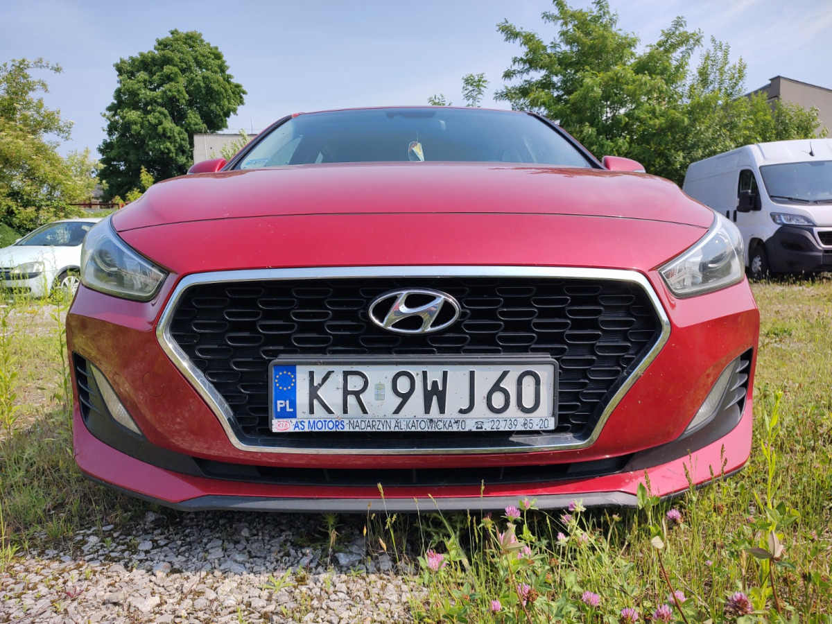 HYUNDAI I30 HATCHBACK - Kombilimuzina: slika 2 HYUNDAI I30 HATCHBACK - Kombilimuzina: slika 2