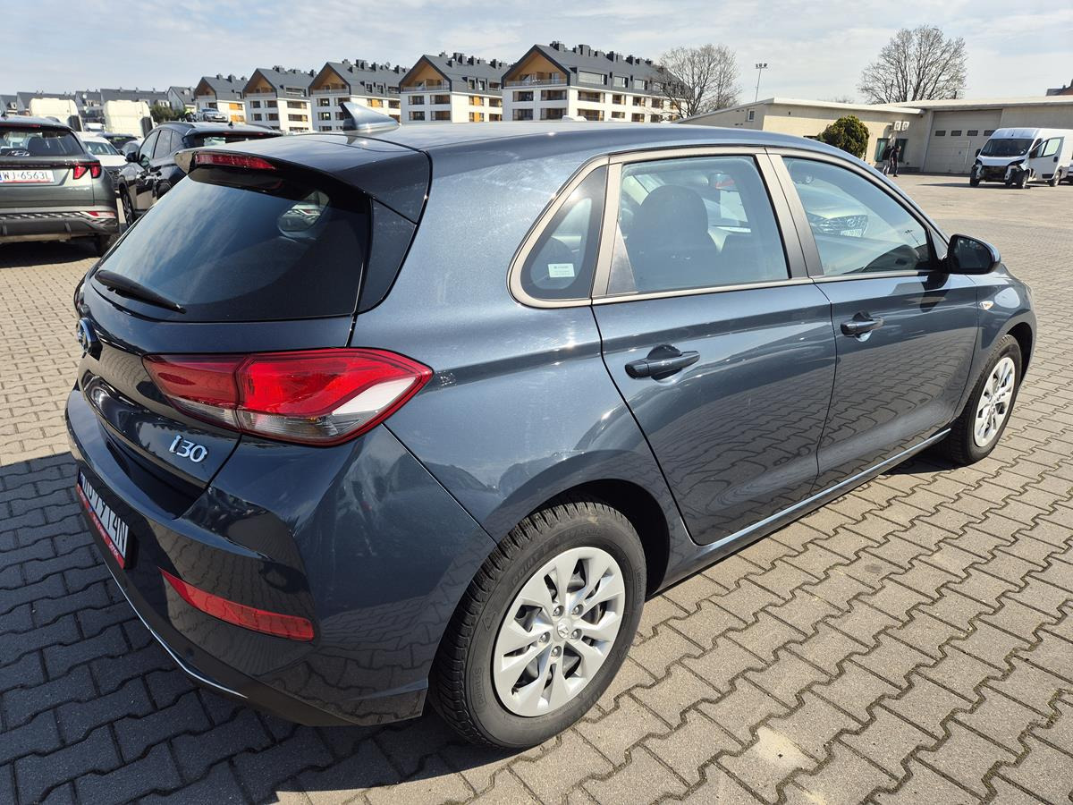 HYUNDAI I30 HATCHBACK - Kombilimuzina: slika 4 HYUNDAI I30 HATCHBACK - Kombilimuzina: slika 4