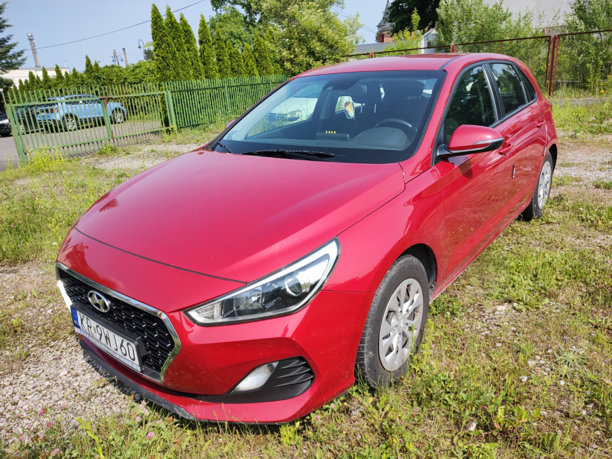 HYUNDAI I30 HATCHBACK - Kombilimuzina: slika 3 HYUNDAI I30 HATCHBACK - Kombilimuzina: slika 3
