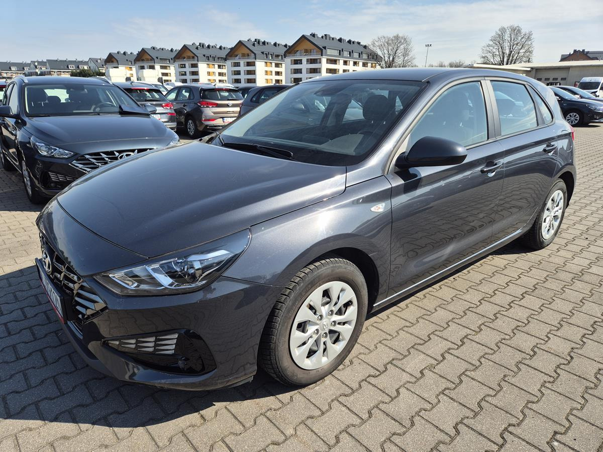 HYUNDAI I30 HATCHBACK - Kombilimuzina: slika 2 HYUNDAI I30 HATCHBACK - Kombilimuzina: slika 2