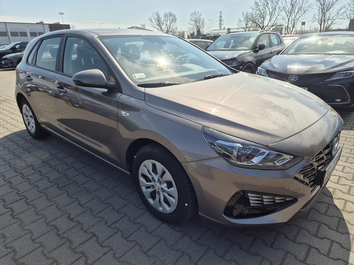 HYUNDAI I30 HATCHBACK - Kombilimuzina: slika 1 HYUNDAI I30 HATCHBACK - Kombilimuzina: slika 1