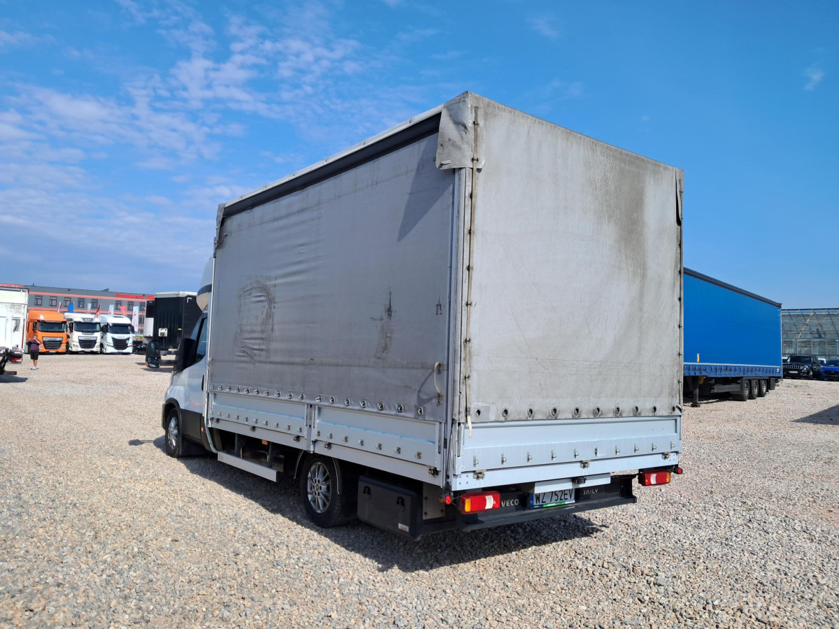 IVECO 35S18 PLANDEKA - Dostavno vozilo s ponjavo: slika 4 IVECO 35S18 PLANDEKA - Dostavno vozilo s ponjavo: slika 4