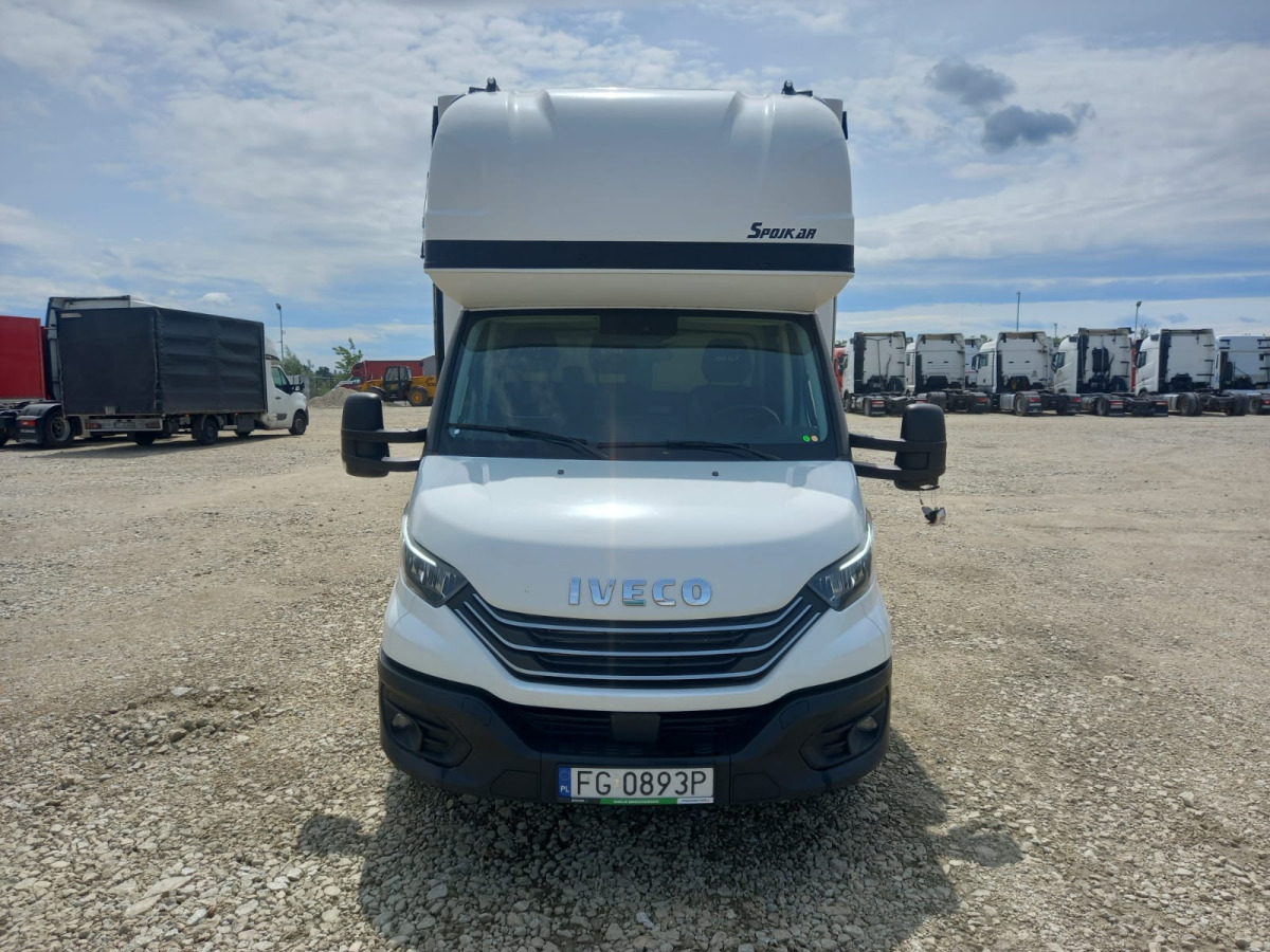 IVECO 35S18 PLANDEKA - Dostavno vozilo s ponjavo: slika 2 IVECO 35S18 PLANDEKA - Dostavno vozilo s ponjavo: slika 2