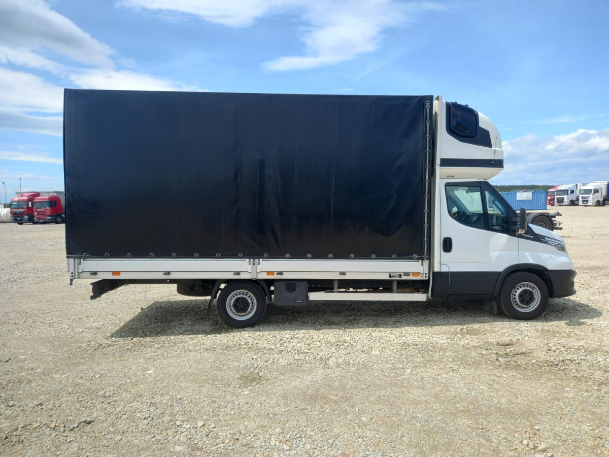 IVECO 35S18 PLANDEKA - Dostavno vozilo s ponjavo: slika 4 IVECO 35S18 PLANDEKA - Dostavno vozilo s ponjavo: slika 4