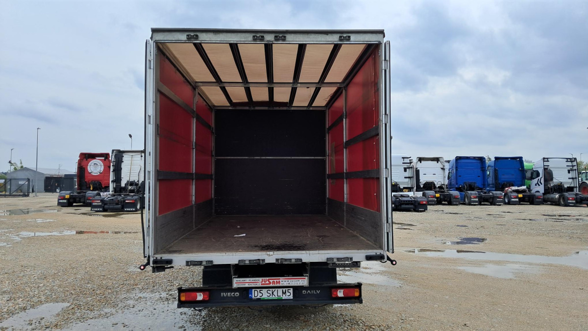 IVECO 50C18 PLANDEKA - Dostavno vozilo s ponjavo: slika 4 IVECO 50C18 PLANDEKA - Dostavno vozilo s ponjavo: slika 4