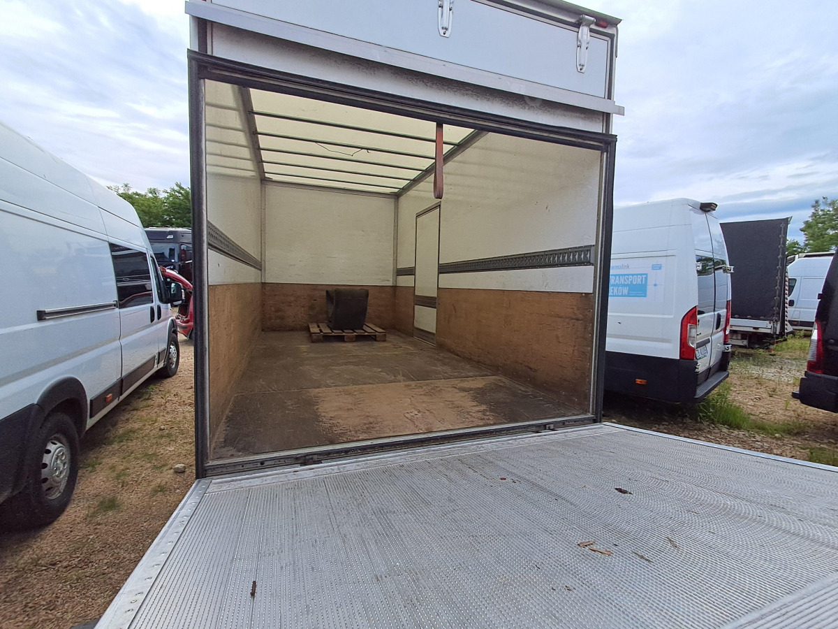 IVECO DAILY KONTENER Z WINDĄ - Tovornjak zabojnik: slika 5 IVECO DAILY KONTENER Z WINDĄ - Tovornjak zabojnik: slika 5