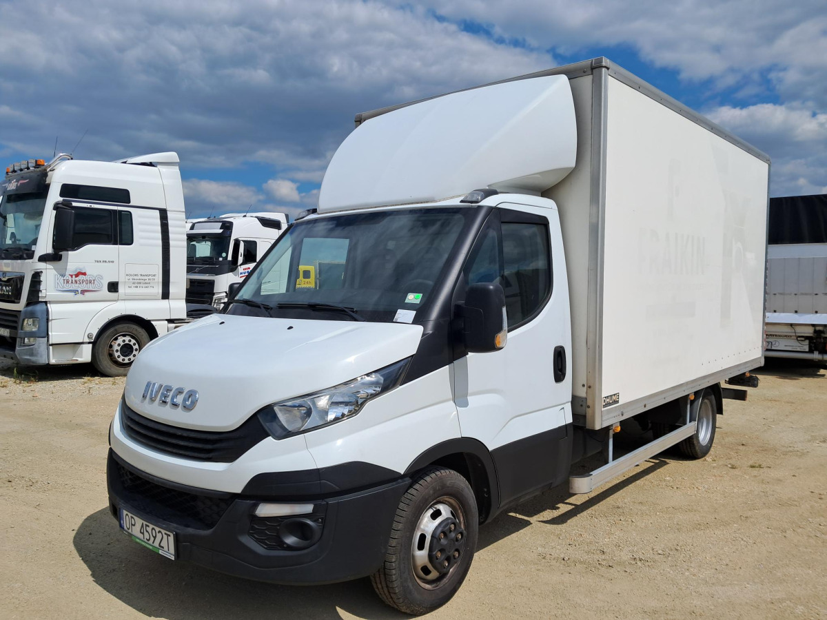 IVECO DAILY KONTENER Z WINDĄ - Dostavno vozilo z zabojnikom: slika 2 IVECO DAILY KONTENER Z WINDĄ - Dostavno vozilo z zabojnikom: slika 2