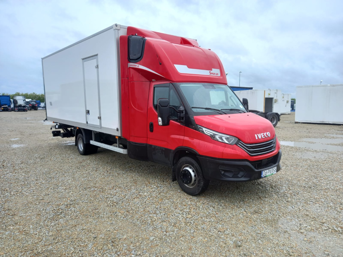 IVECO DAILY KONTENER Z WINDĄ - Dostavno vozilo z zabojnikom: slika 1 IVECO DAILY KONTENER Z WINDĄ - Dostavno vozilo z zabojnikom: slika 1