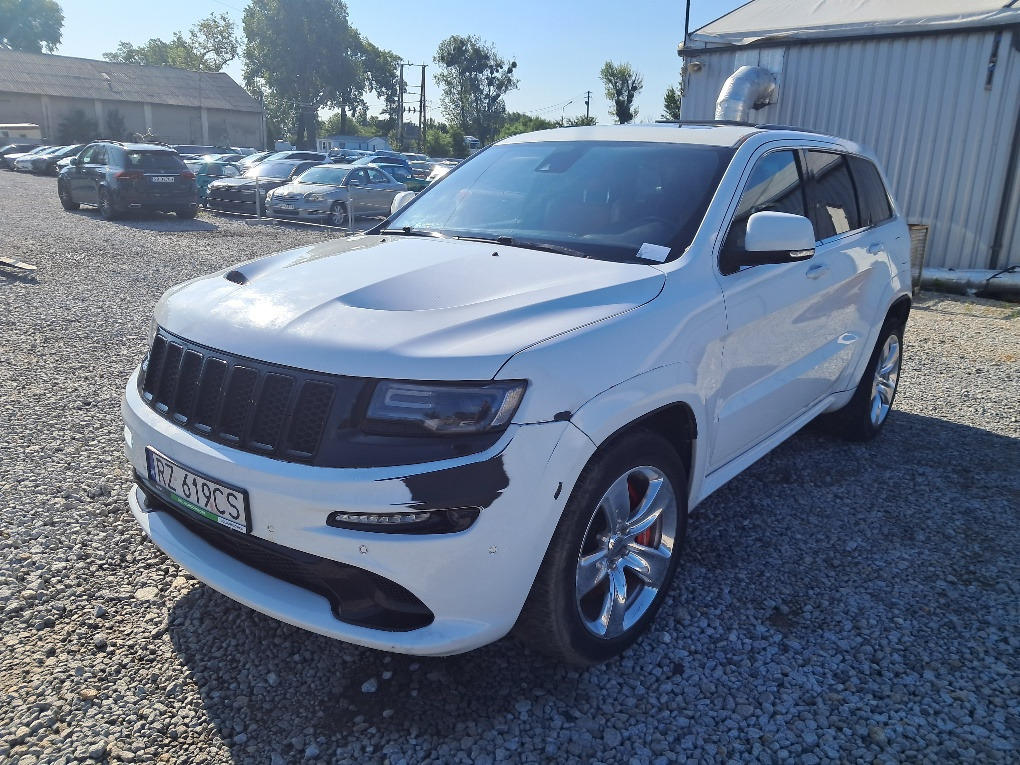 JEEP GRAND CHEROKEE SRT SUV - SUV: slika 2 JEEP GRAND CHEROKEE SRT SUV - SUV: slika 2