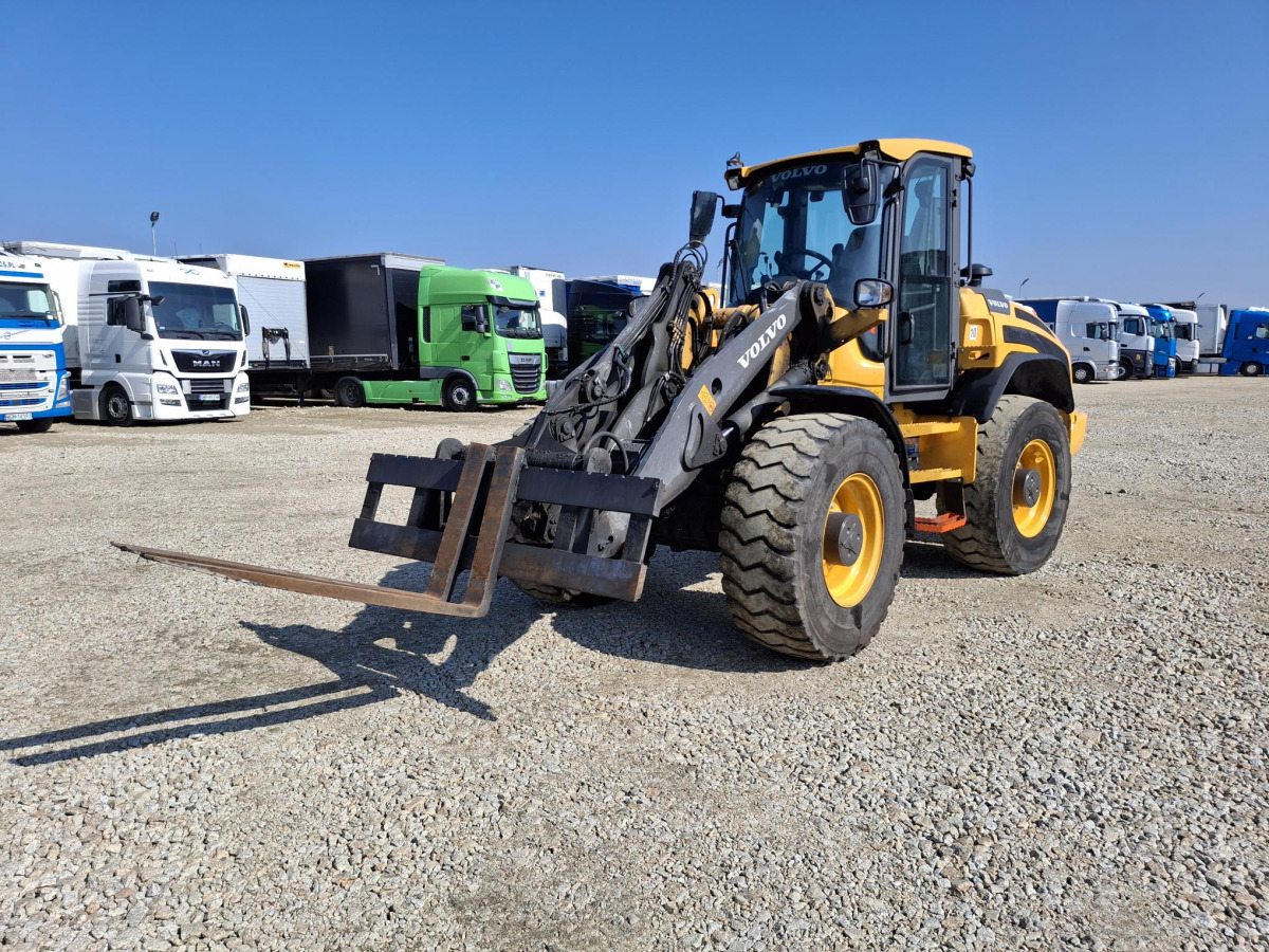 Ładowarka kołowa VOLVO L45H - 2023 - 7858 mth - 75 kW - Kolesni nakladalec: slika 2 Ładowarka kołowa VOLVO L45H - 2023 - 7858 mth - 75 kW - Kolesni nakladalec: slika 2
