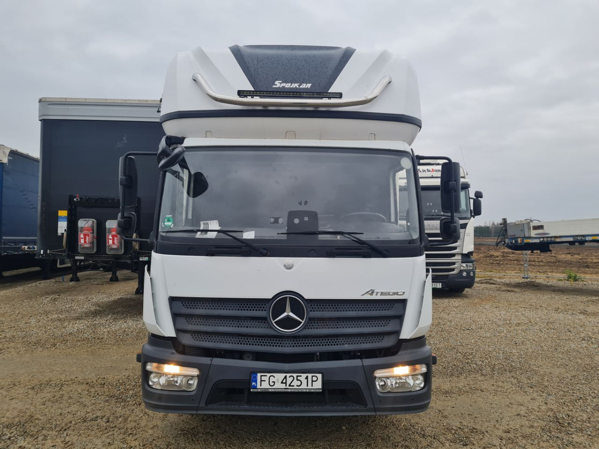 MERCEDES BENZ ATEGO KONTENER Z WINDĄ - Dostavno vozilo z zabojnikom: slika 2 MERCEDES BENZ ATEGO KONTENER Z WINDĄ - Dostavno vozilo z zabojnikom: slika 2