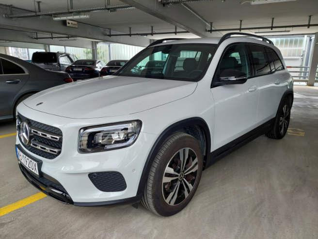 MERCEDES BENZ GLB 200 SUV - SUV: slika 2 MERCEDES BENZ GLB 200 SUV - SUV: slika 2