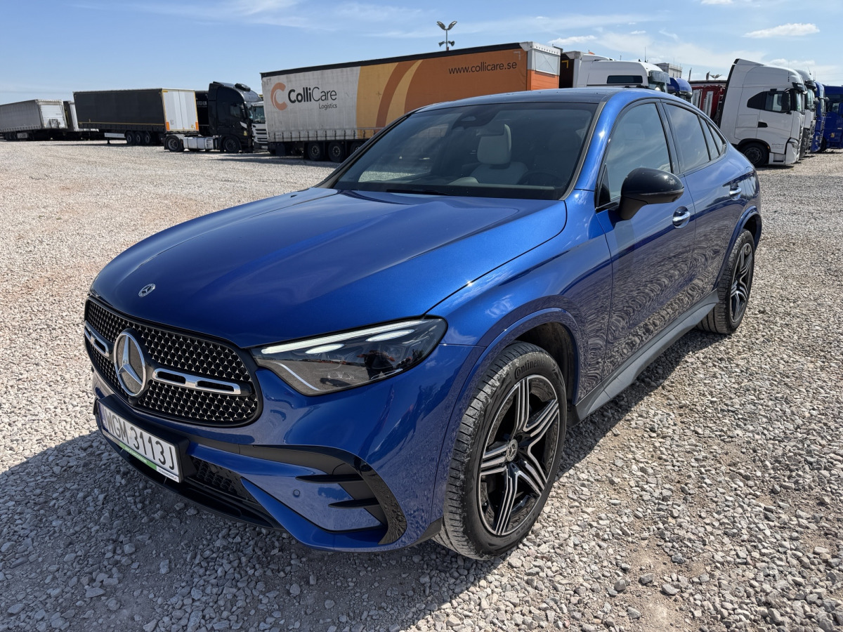 MERCEDES BENZ GLC 300 DE 4MATIC SUV - SUV: slika 2 MERCEDES BENZ GLC 300 DE 4MATIC SUV - SUV: slika 2
