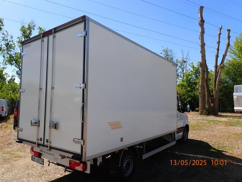 MERCEDES BENZ SPRINTER KONTENER - Dostavno vozilo z zabojnikom: slika 4 MERCEDES BENZ SPRINTER KONTENER - Dostavno vozilo z zabojnikom: slika 4