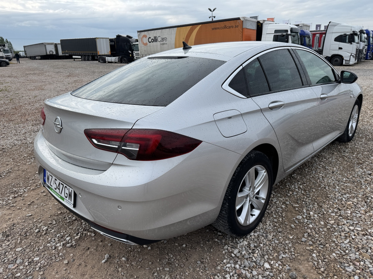 OPEL INSIGNIA LIFTBACK - Avtomobil: slika 5 OPEL INSIGNIA LIFTBACK - Avtomobil: slika 5