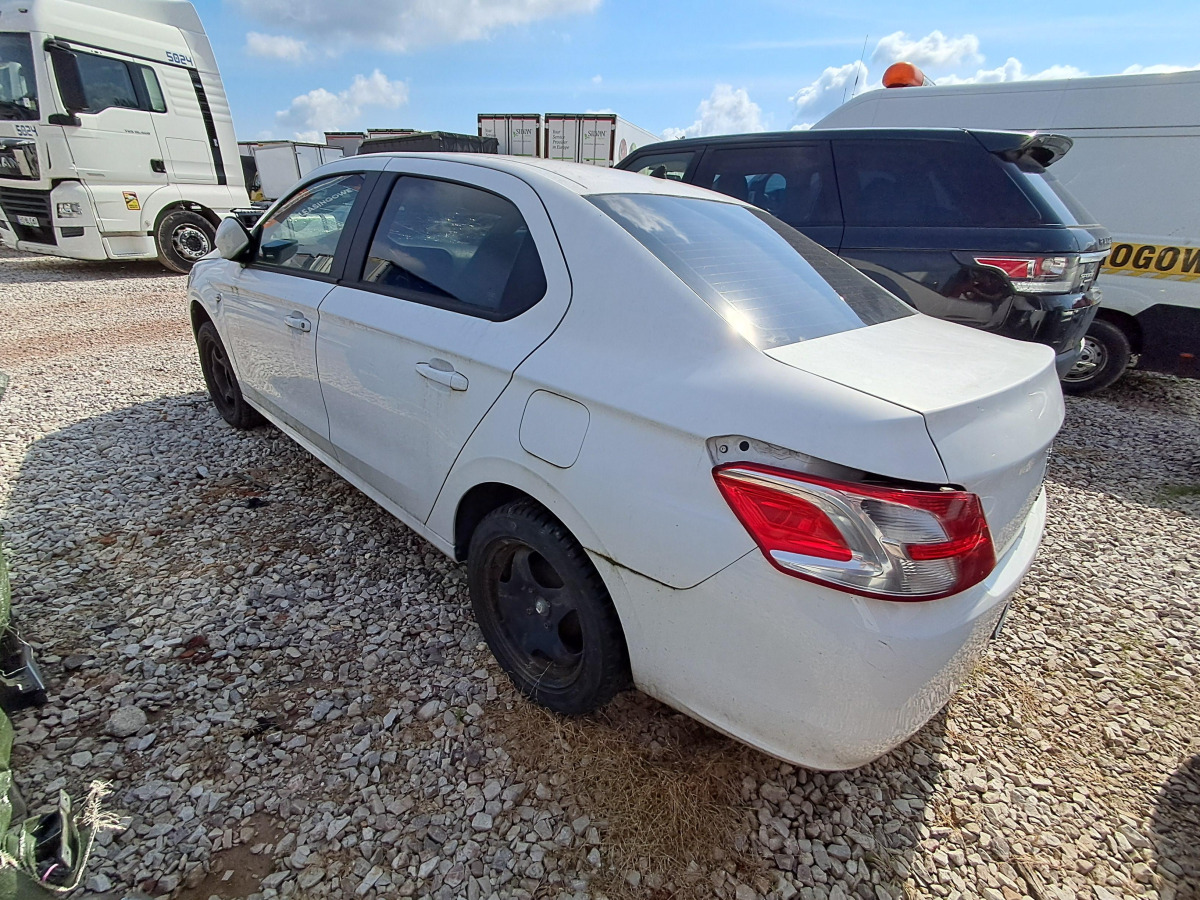 PEUGEOT 301 SEDAN - Avtomobil: slika 5 PEUGEOT 301 SEDAN - Avtomobil: slika 5
