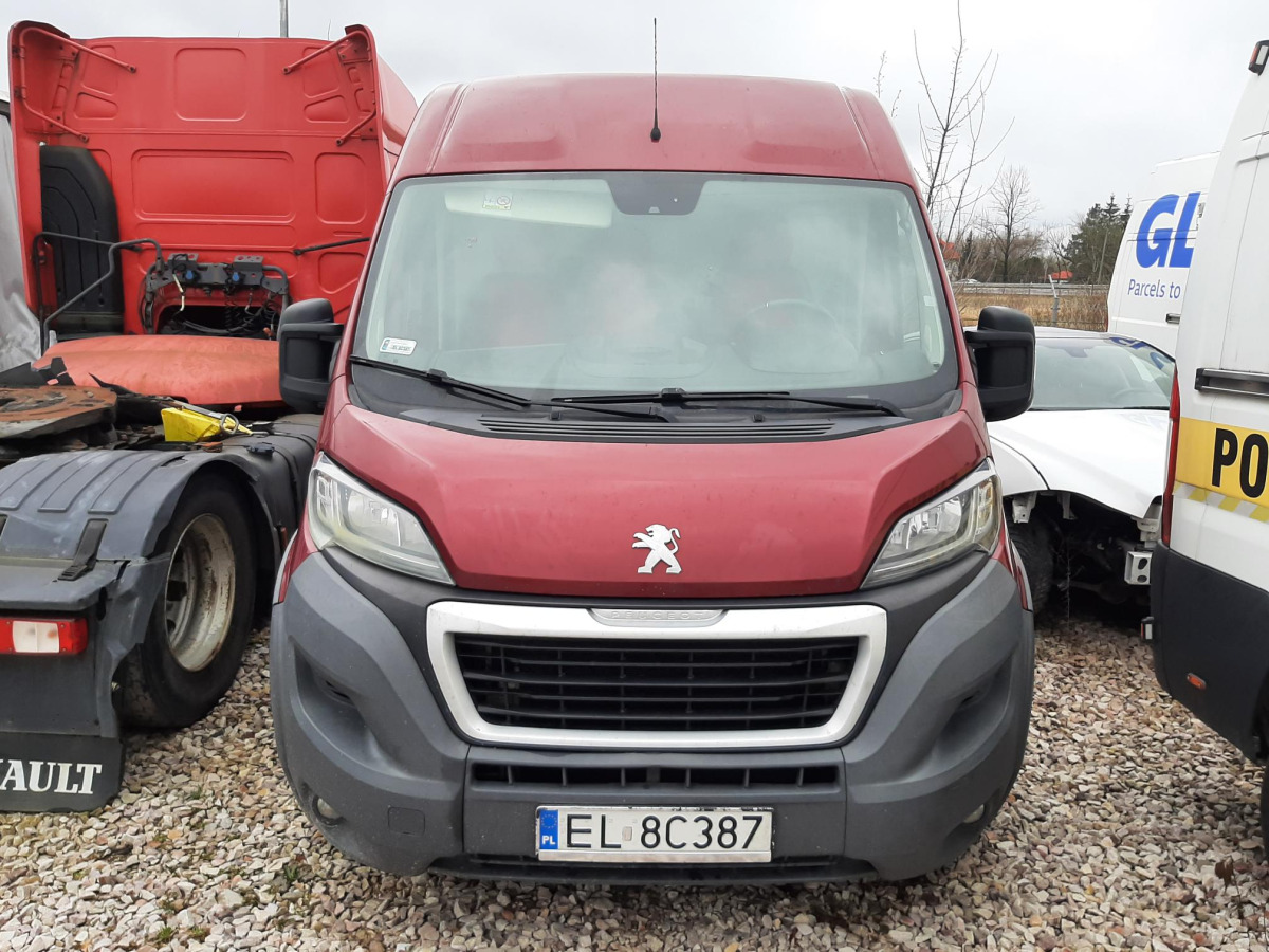 PEUGEOT BOXER FURGON BLASZAK - Furgon: slika 3 PEUGEOT BOXER FURGON BLASZAK - Furgon: slika 3