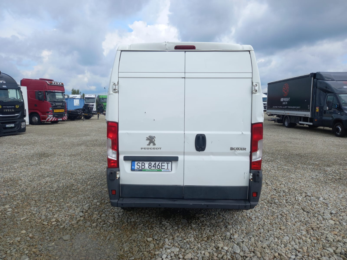 PEUGEOT BOXER FURGON BLASZAK - Furgon: slika 4 PEUGEOT BOXER FURGON BLASZAK - Furgon: slika 4