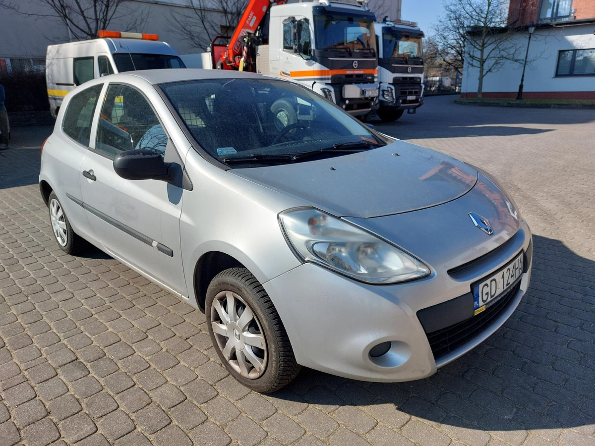 RENAULT CLIO HATCHBACK - Avtomobil: slika 1 RENAULT CLIO HATCHBACK - Avtomobil: slika 1