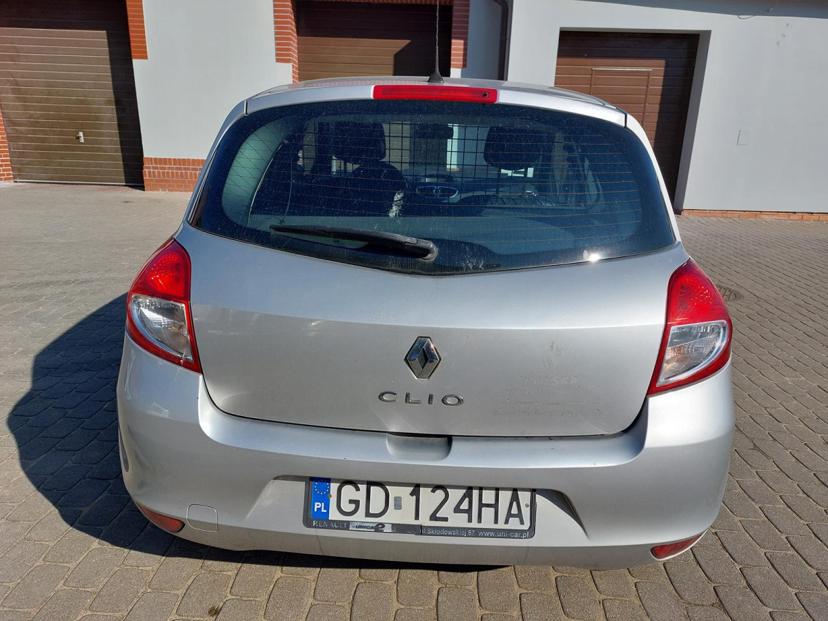 RENAULT CLIO HATCHBACK - Avtomobil: slika 4 RENAULT CLIO HATCHBACK - Avtomobil: slika 4