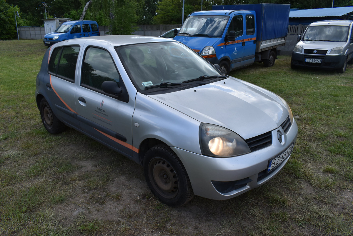 RENAULT CLIO HATCHBACK - Kombilimuzina: slika 1 RENAULT CLIO HATCHBACK - Kombilimuzina: slika 1