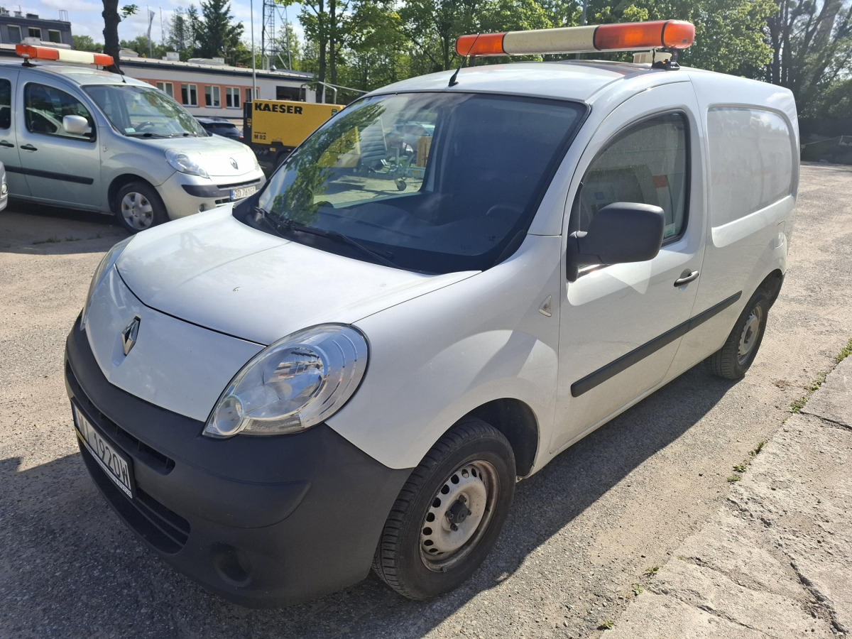 RENAULT KANGOO FURGON BLASZAK - Furgon: slika 2 RENAULT KANGOO FURGON BLASZAK - Furgon: slika 2