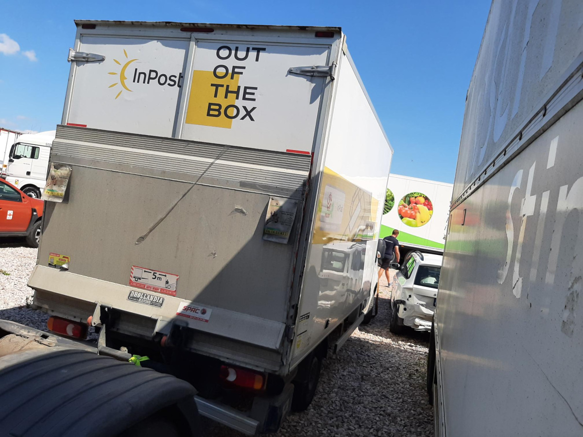 RENAULT MASTER KONTENER Z WINDĄ - Dostavno vozilo z zabojnikom: slika 5 RENAULT MASTER KONTENER Z WINDĄ - Dostavno vozilo z zabojnikom: slika 5