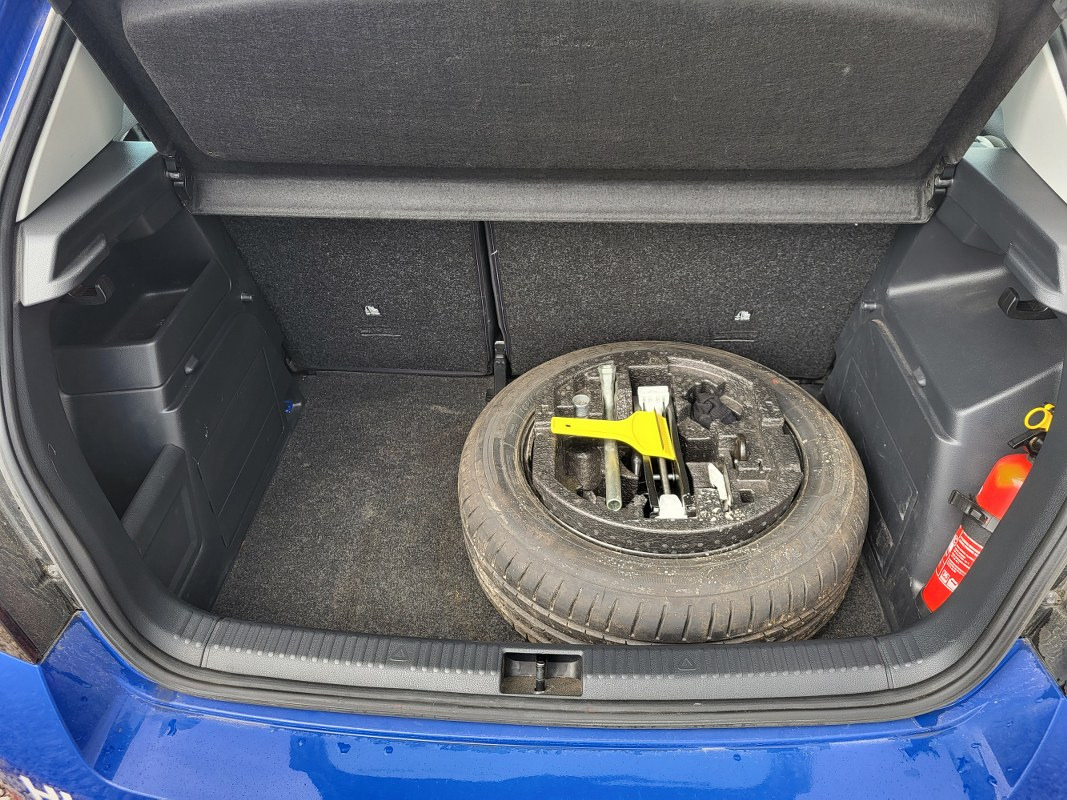 Kombilimuzina SKODA FABIA HATCHBACK: slika 8