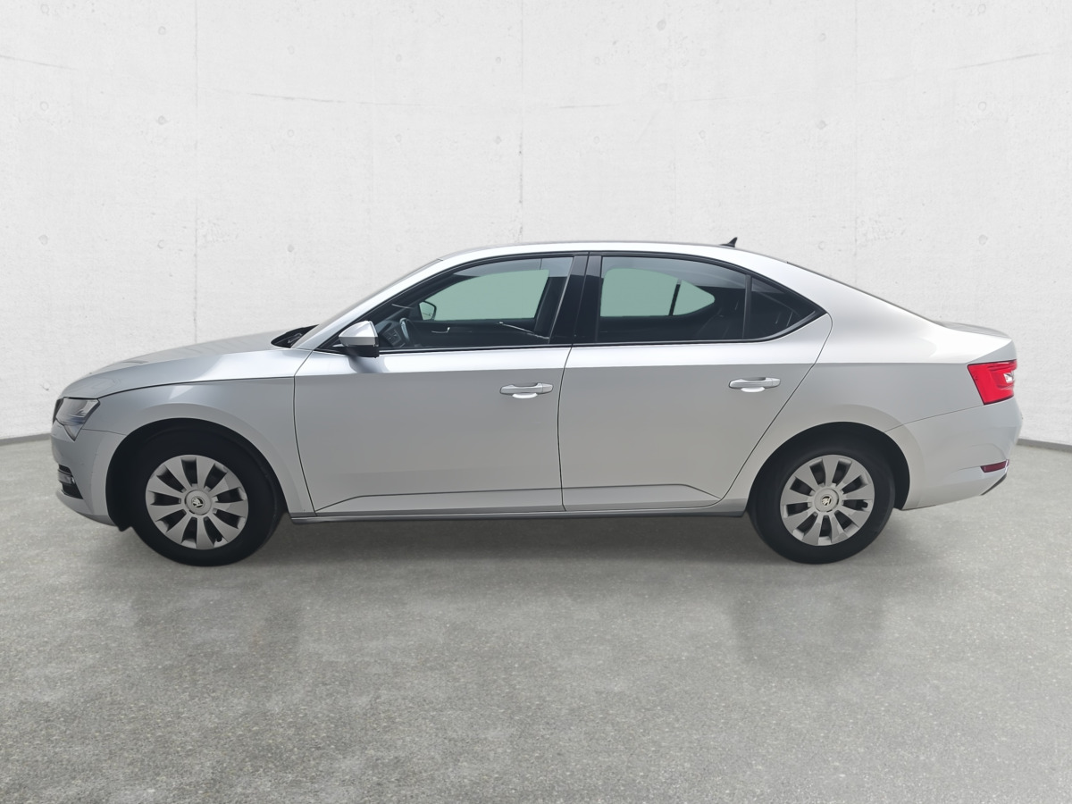 SKODA SUPERB SEDAN - Limuzina: slika 5 SKODA SUPERB SEDAN - Limuzina: slika 5