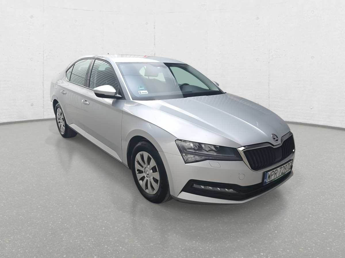 SKODA SUPERB SEDAN - Limuzina: slika 2 SKODA SUPERB SEDAN - Limuzina: slika 2