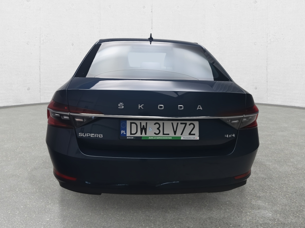 SKODA SUPERB SEDAN - Limuzina: slika 5 SKODA SUPERB SEDAN - Limuzina: slika 5