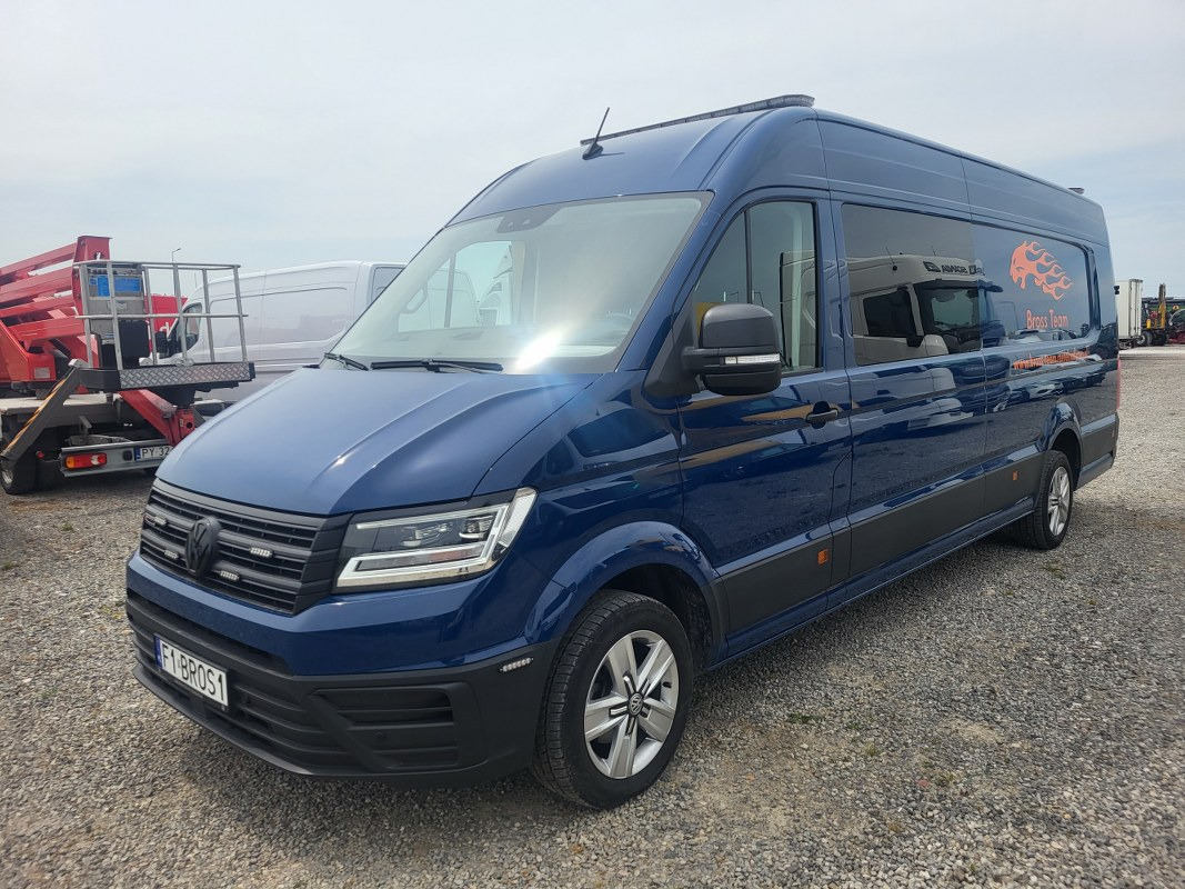 VOLKSWAGEN CRAFTER BRYGADÓWKA - Dostavno vozilo z dvojno kabino: slika 2 VOLKSWAGEN CRAFTER BRYGADÓWKA - Dostavno vozilo z dvojno kabino: slika 2