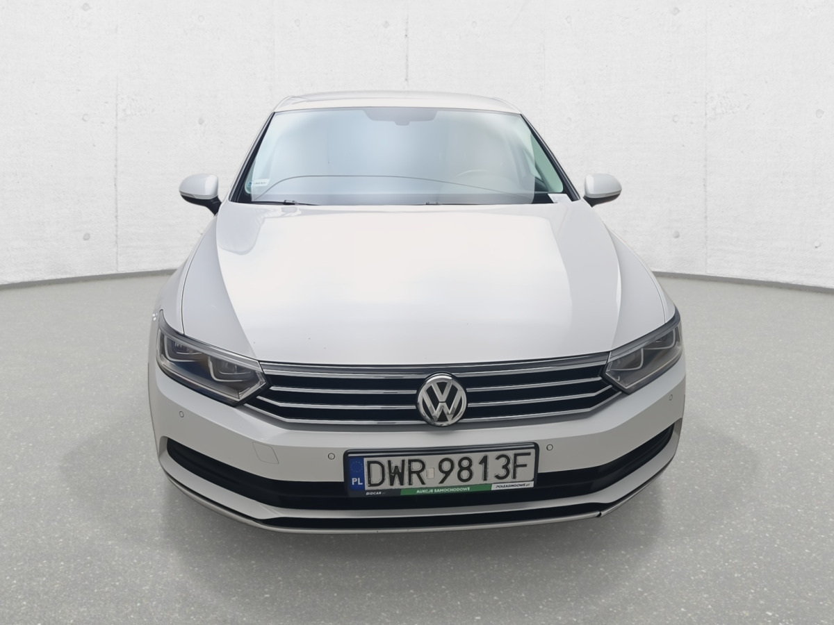 VOLKSWAGEN PASSAT SEDAN - Limuzina: slika 3 VOLKSWAGEN PASSAT SEDAN - Limuzina: slika 3