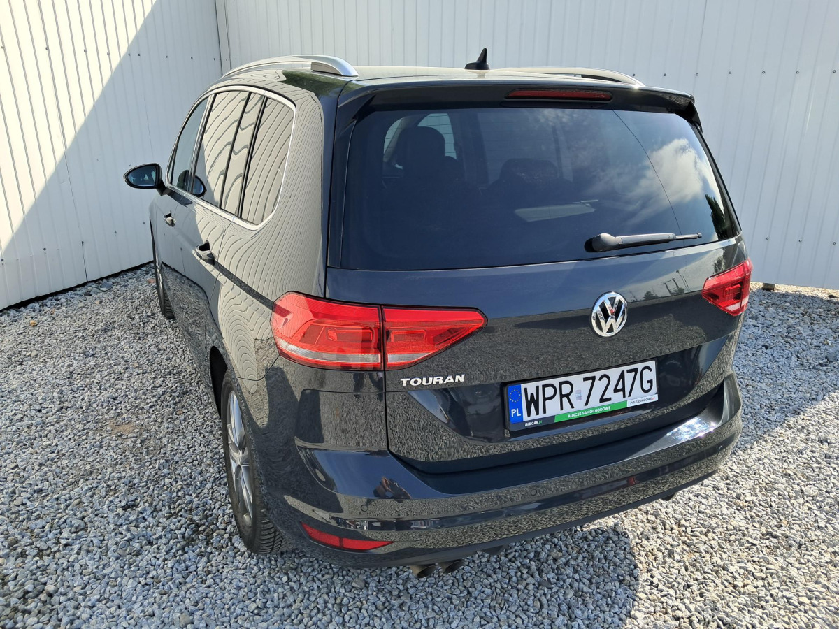 VOLKSWAGEN TOURAN MINIVAN - Avtomobil: slika 5 VOLKSWAGEN TOURAN MINIVAN - Avtomobil: slika 5
