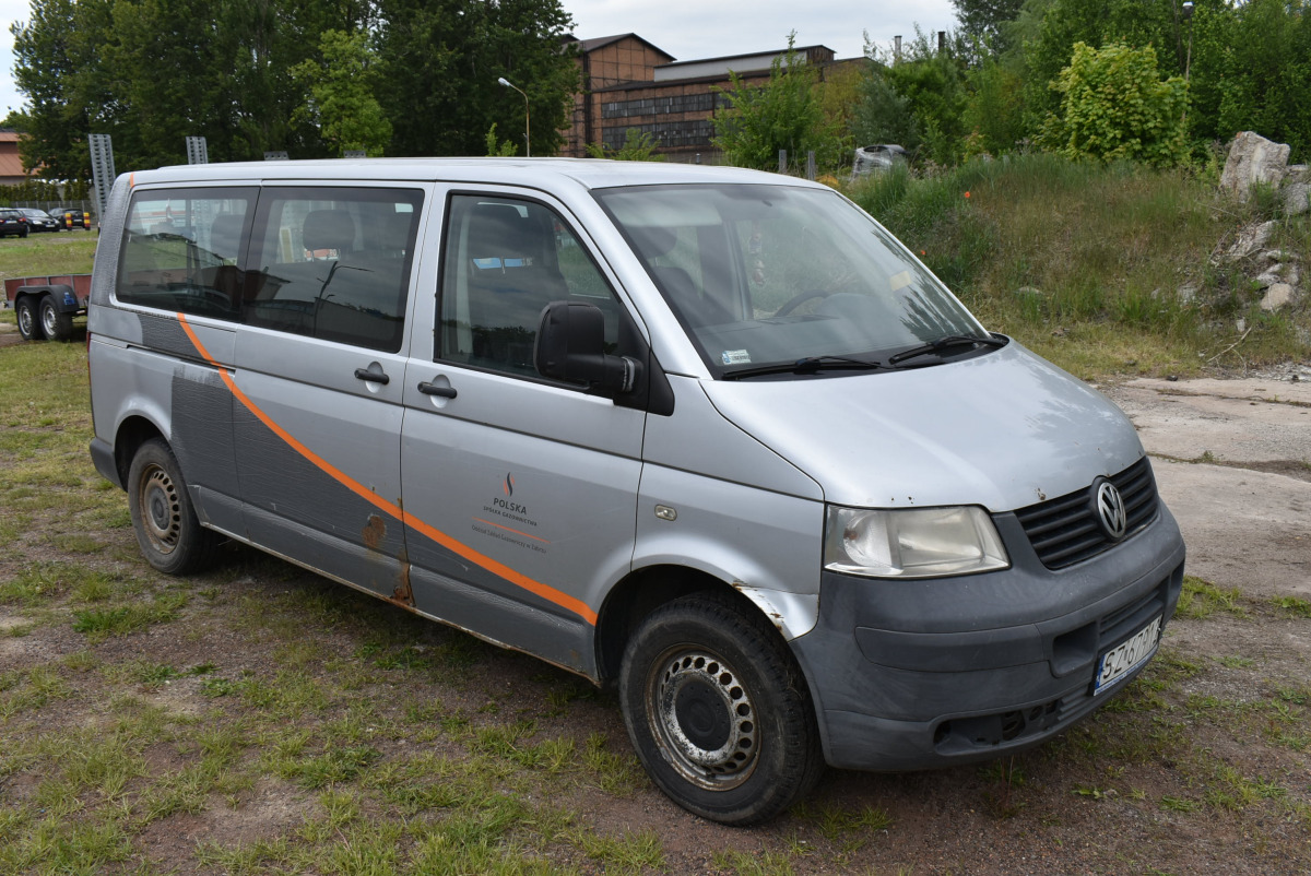 VOLKSWAGEN TRANSPORTER BRYGADÓWKA - Dostavno vozilo z dvojno kabino: slika 1 VOLKSWAGEN TRANSPORTER BRYGADÓWKA - Dostavno vozilo z dvojno kabino: slika 1