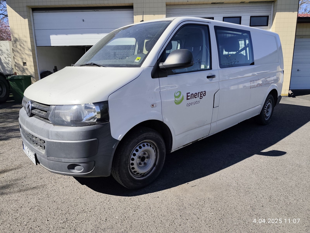 VOLKSWAGEN TRANSPORTER BRYGADÓWKA - Dostavno vozilo z dvojno kabino: slika 2 VOLKSWAGEN TRANSPORTER BRYGADÓWKA - Dostavno vozilo z dvojno kabino: slika 2