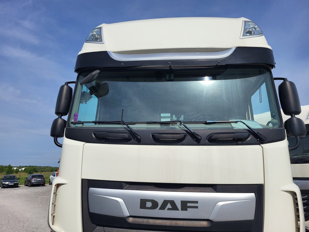 DAF XF 480 FT CIĄGNIK SIODŁOWY - Vlačilec: slika 4 DAF XF 480 FT CIĄGNIK SIODŁOWY - Vlačilec: slika 4