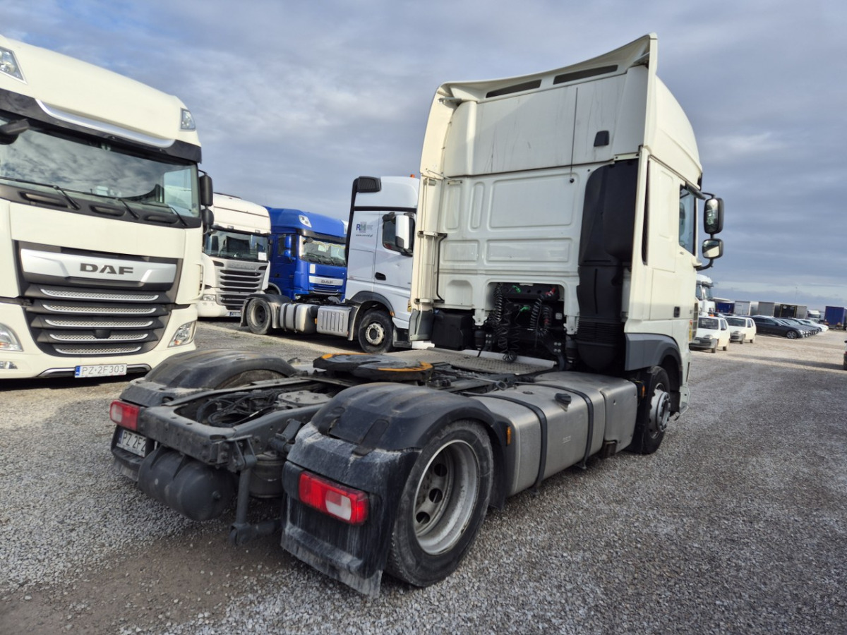 DAF XF 480 FT CIĄGNIK SIODŁOWY - Vlačilec: slika 4 DAF XF 480 FT CIĄGNIK SIODŁOWY - Vlačilec: slika 4