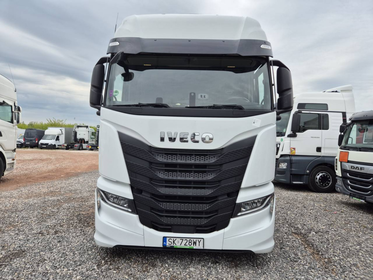 IVECO AS440ST/FP LT CIĄGNIK SIODŁOWY - Vlačilec: slika 3 IVECO AS440ST/FP LT CIĄGNIK SIODŁOWY - Vlačilec: slika 3