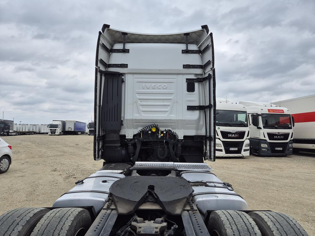 IVECO AS440ST/FP LT CIĄGNIK SIODŁOWY - Vlačilec: slika 4 IVECO AS440ST/FP LT CIĄGNIK SIODŁOWY - Vlačilec: slika 4