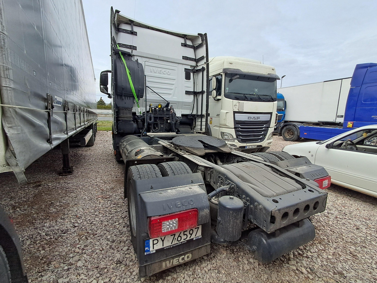 IVECO AS440ST/FP LT LNG CIĄGNIK SIODŁOWY - Vlačilec: slika 5 IVECO AS440ST/FP LT LNG CIĄGNIK SIODŁOWY - Vlačilec: slika 5