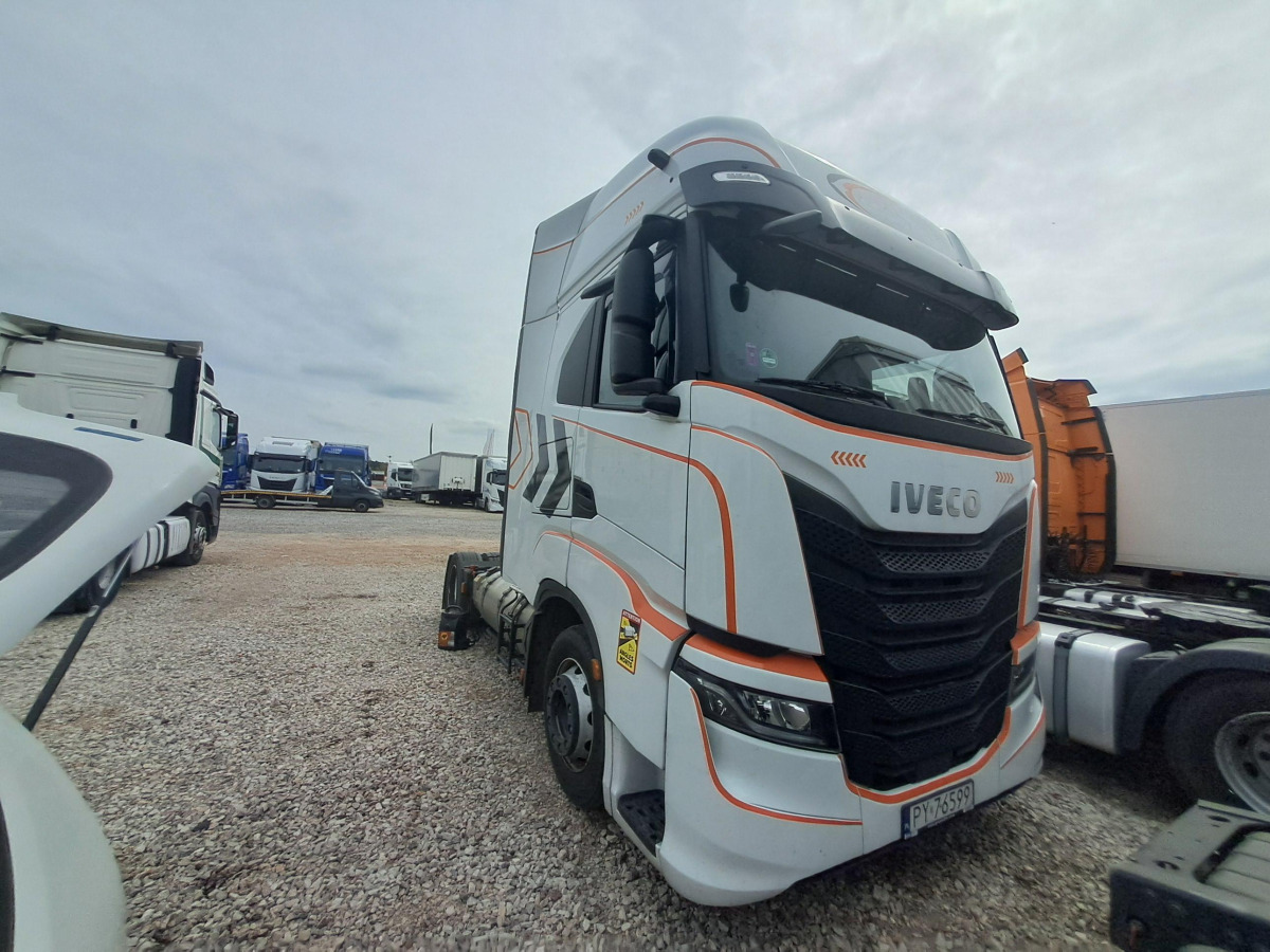 Vlačilec IVECO AS440ST/FP LT LNG CIĄGNIK SIODŁOWY: slika 1